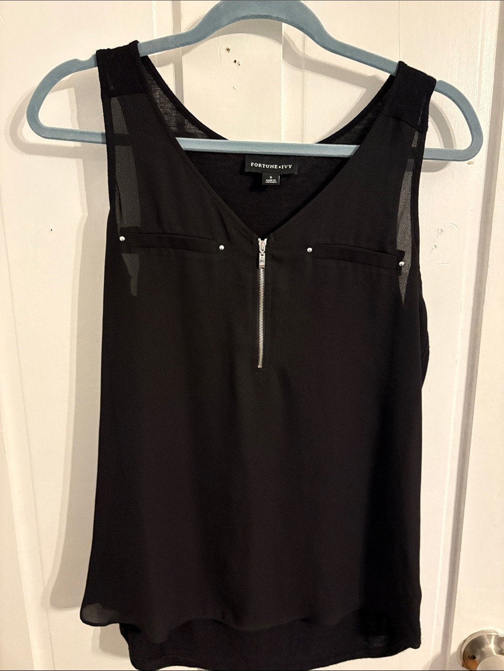 Fortune + Ivy Black Sleeveless Zip-Front Camisole
